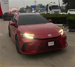 تۆیۆتا کامری